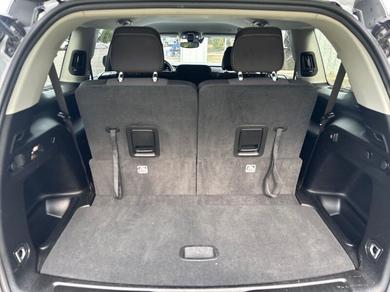 2023 Jeep Grand Cherokee L Laredo 4WD Seffner FL