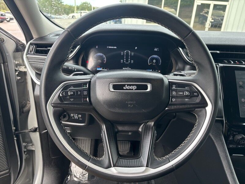 2023 Jeep Grand Cherokee L Laredo 4WD Seffner FL