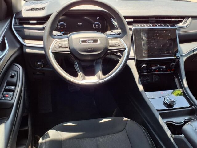 2023 Jeep Grand Cherokee L Laredo 4x4  TX