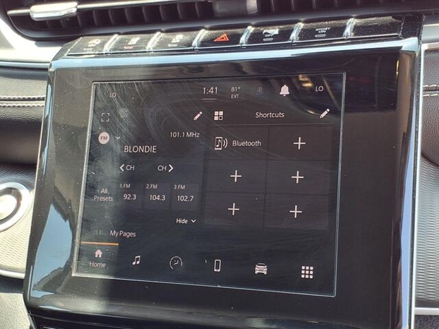 2023 Jeep Grand Cherokee L Laredo 4x4  TX