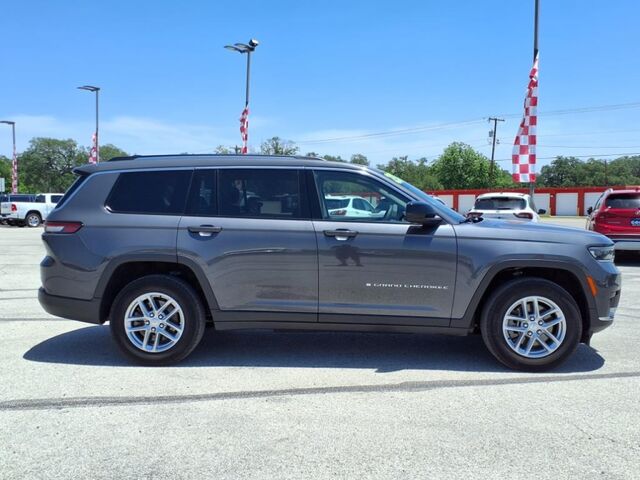 2023 Jeep Grand Cherokee L Laredo 4x4  TX