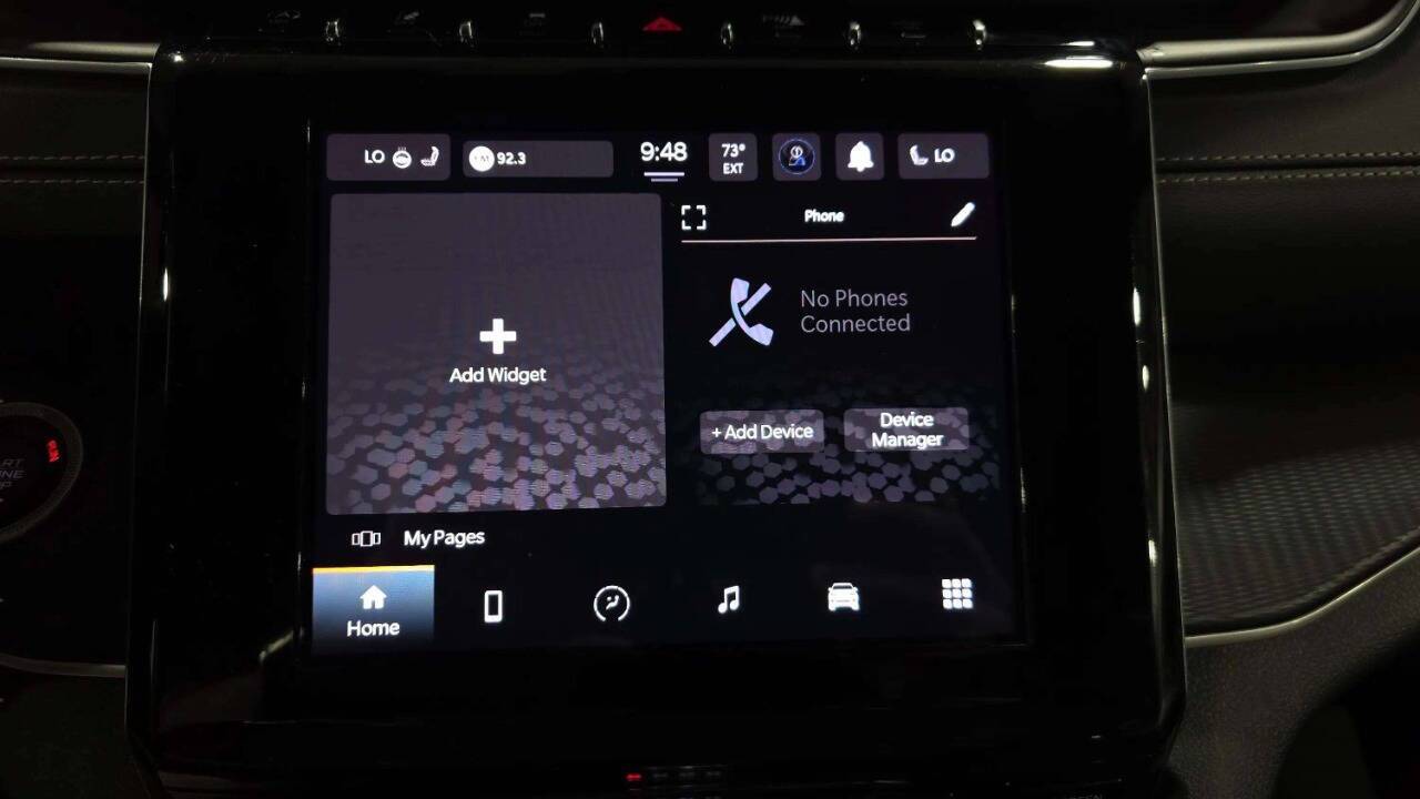 2023 Jeep Grand Cherokee L Laredo 4x4 4dr SUV Chesterfield MI