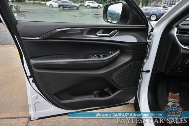 2023 Jeep Grand Cherokee L Laredo Anchorage AK