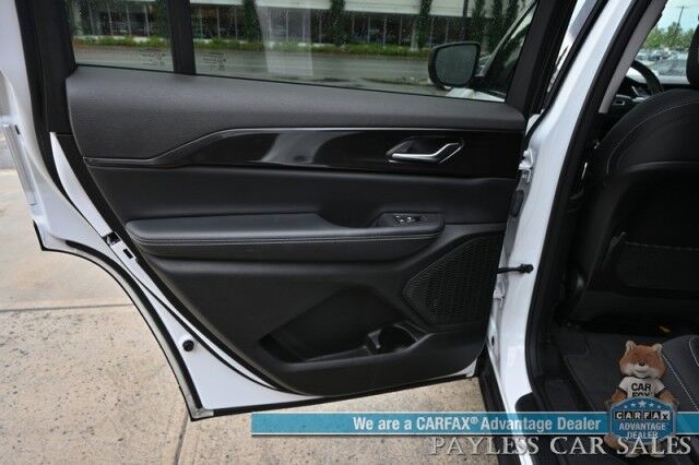 2023 Jeep Grand Cherokee L Laredo Anchorage AK