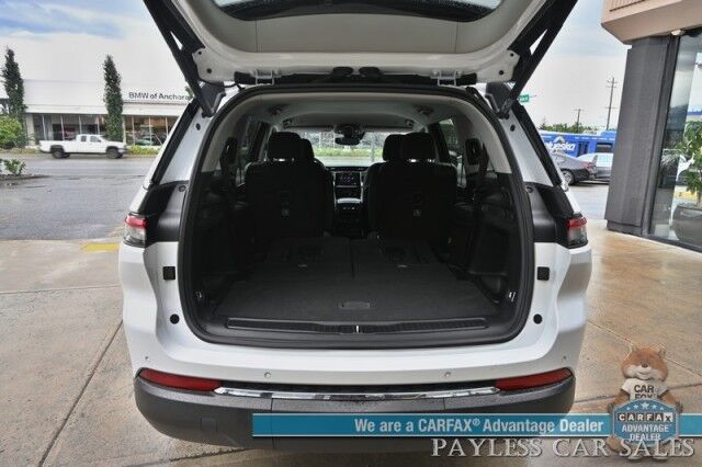 2023 Jeep Grand Cherokee L Laredo Anchorage AK