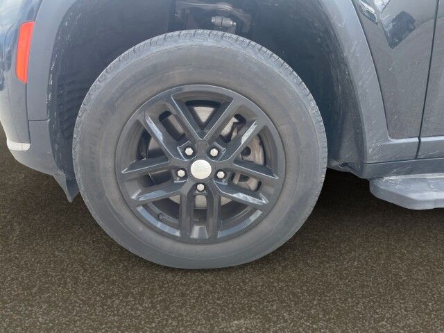2023 Jeep Grand Cherokee L Laredo Cleveland OH