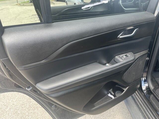 2023 Jeep Grand Cherokee L Laredo Cleveland OH