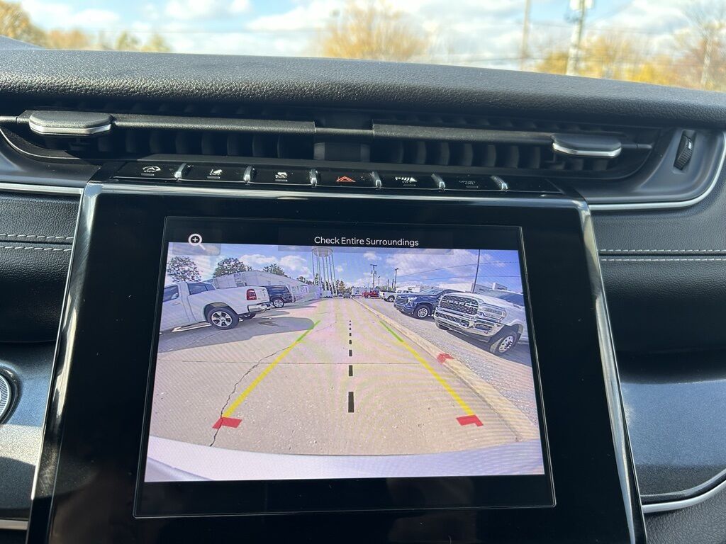 2023 Jeep Grand Cherokee L Laredo Crestwood KY