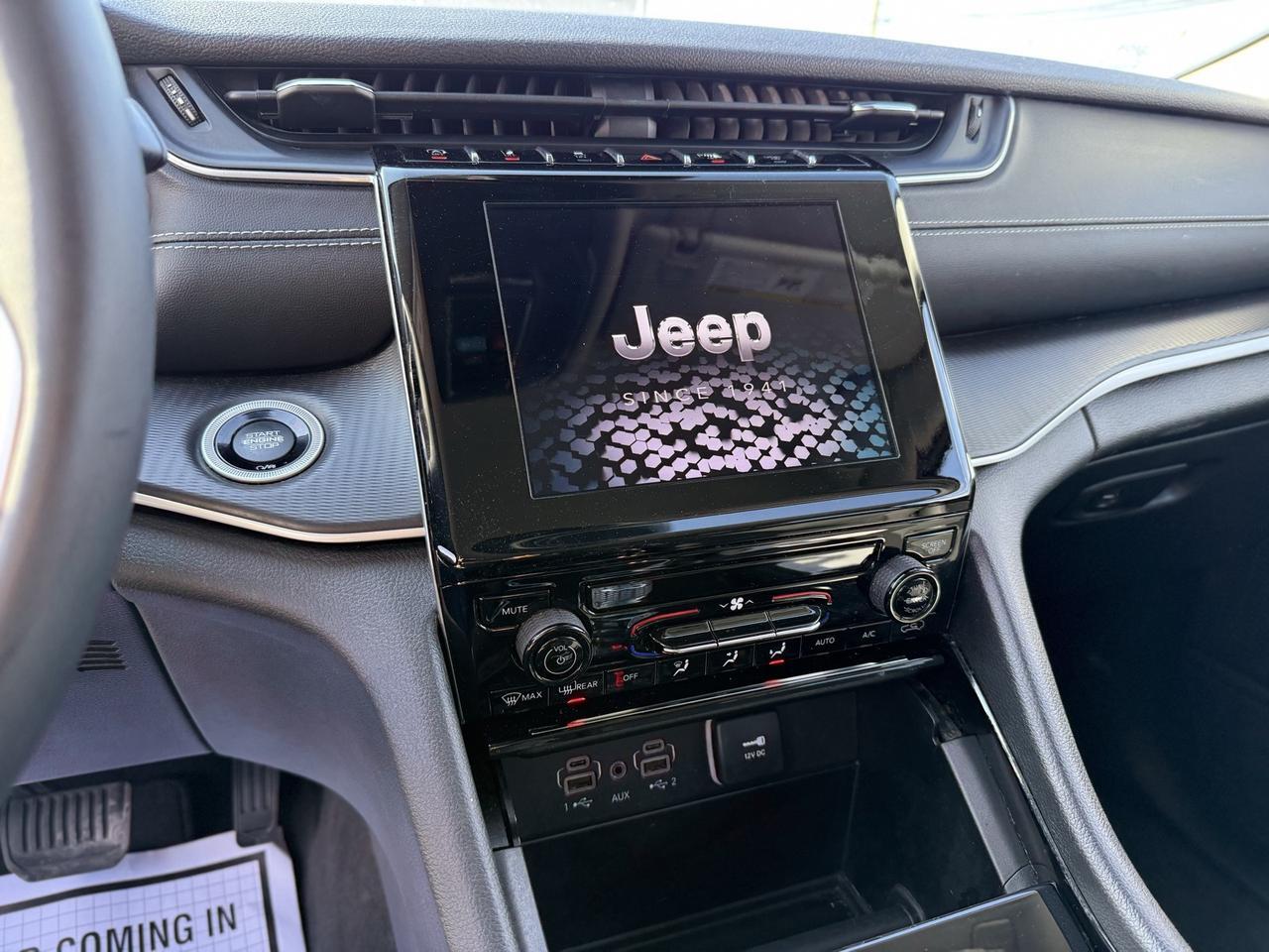 2023 Jeep Grand Cherokee L Laredo Crestwood KY