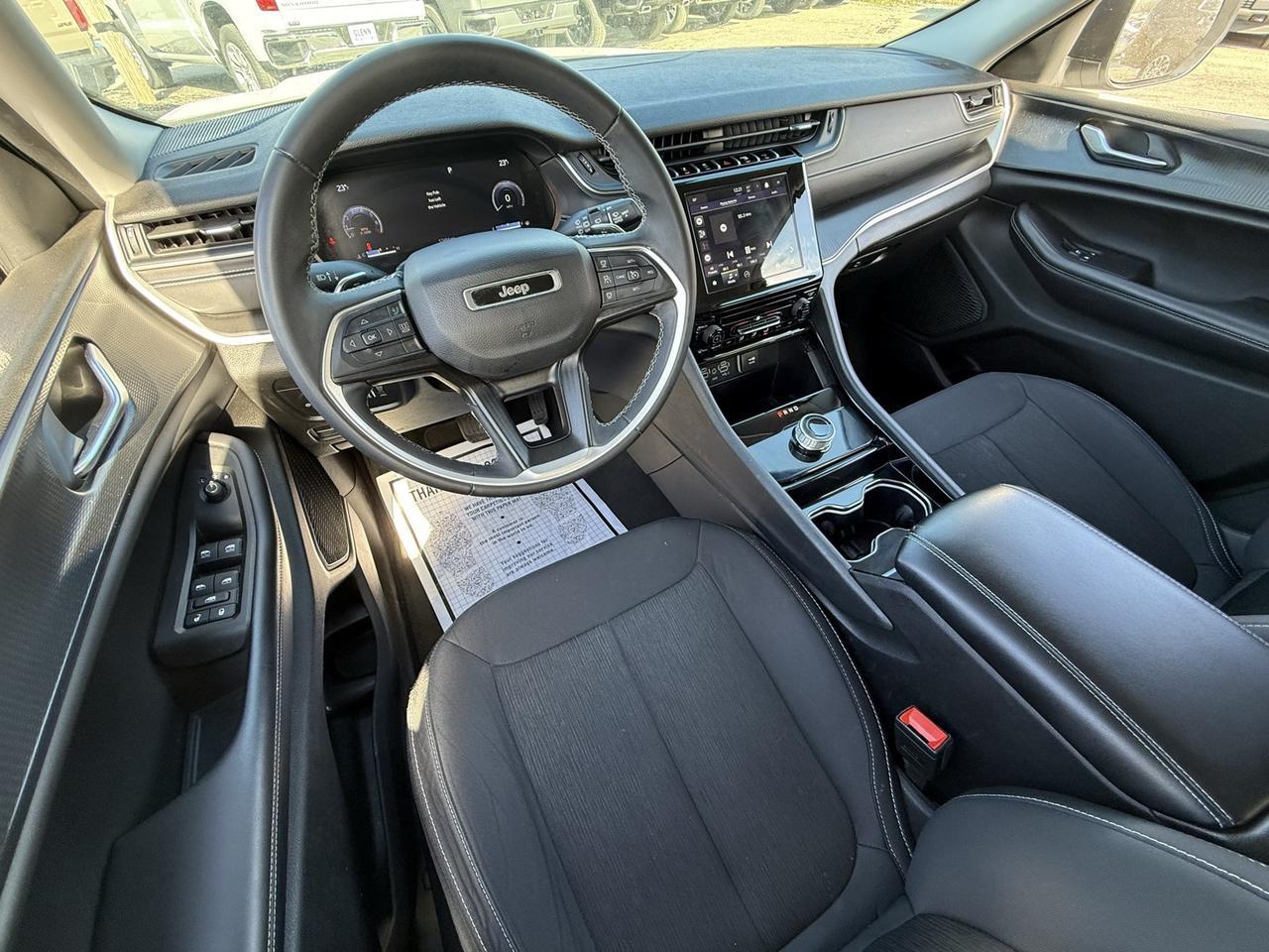 2023 Jeep Grand Cherokee L Laredo Crestwood KY