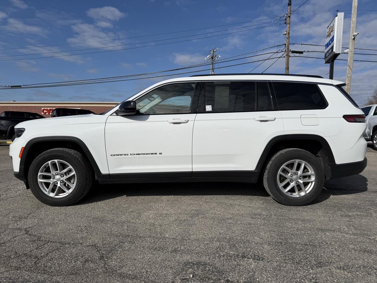 2023 Jeep Grand Cherokee L Laredo Crestwood KY