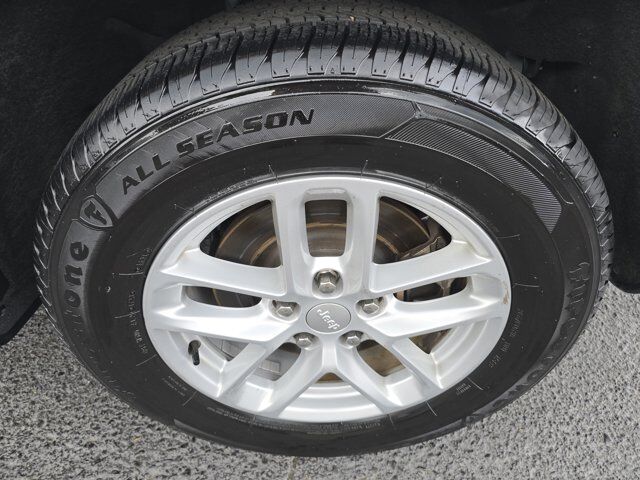 2023 Jeep Grand Cherokee L Laredo Dalton GA