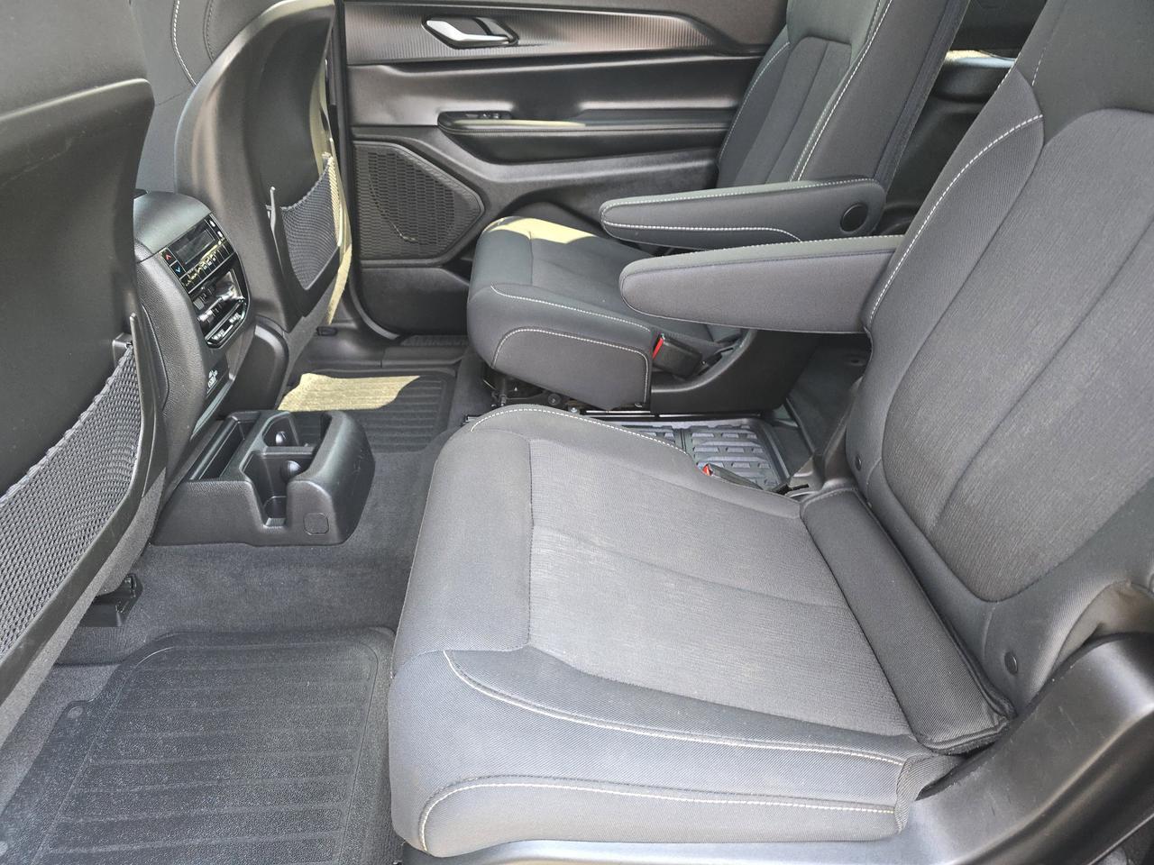2023 Jeep Grand Cherokee L Laredo Dalton GA