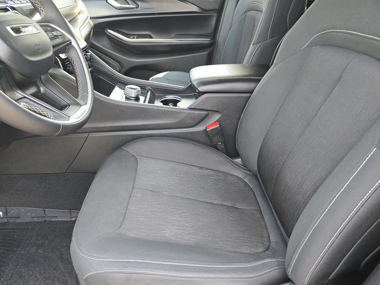 2023 Jeep Grand Cherokee L Laredo Dalton GA