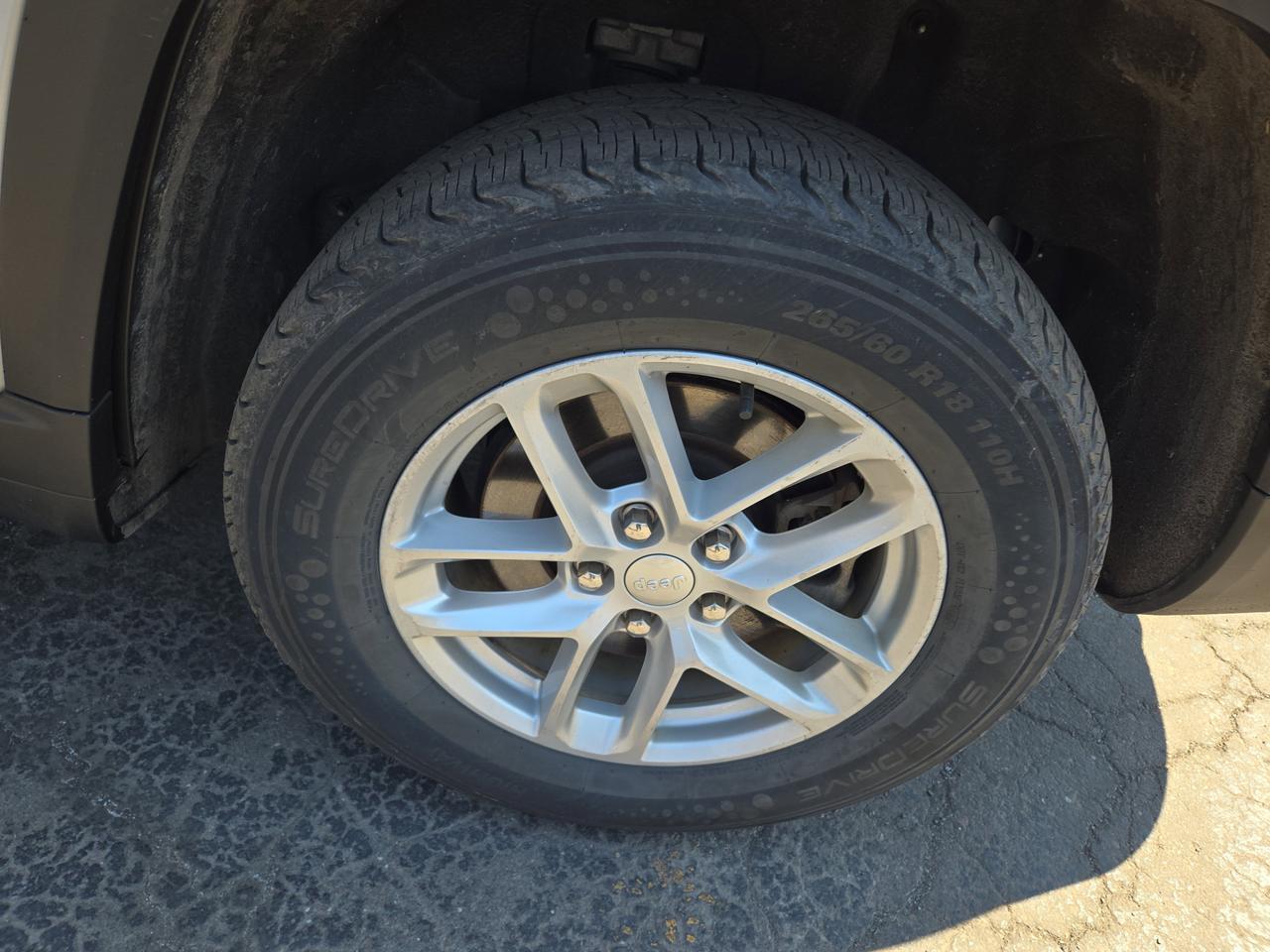 2023 Jeep Grand Cherokee L Laredo Hamburg PA