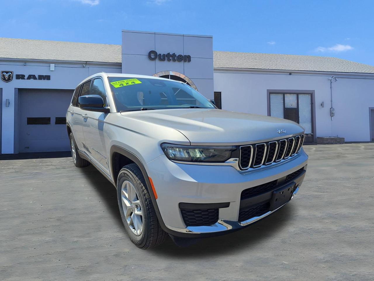 2023 Jeep Grand Cherokee L Laredo