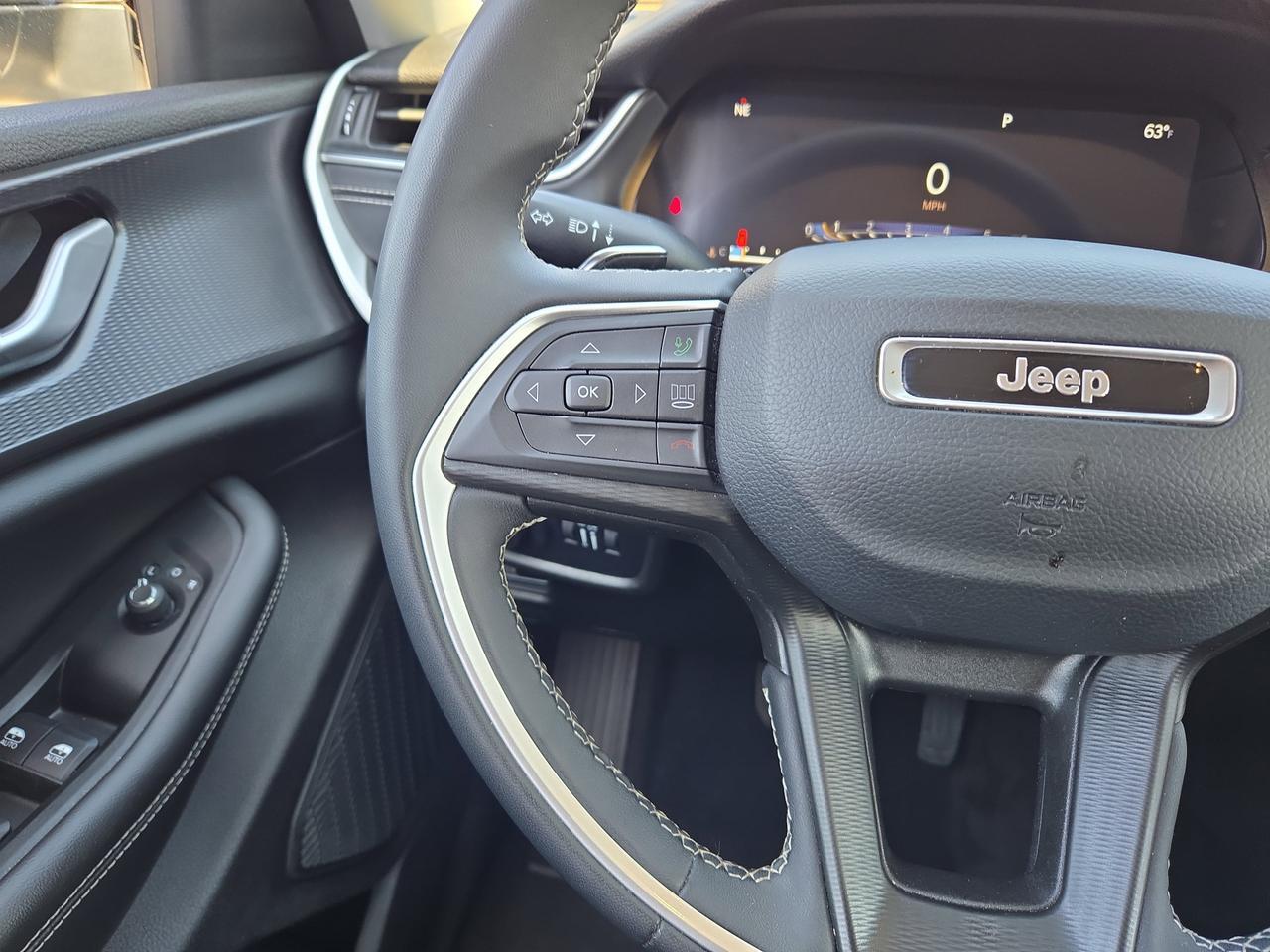 2023 Jeep Grand Cherokee L Laredo Hamburg PA