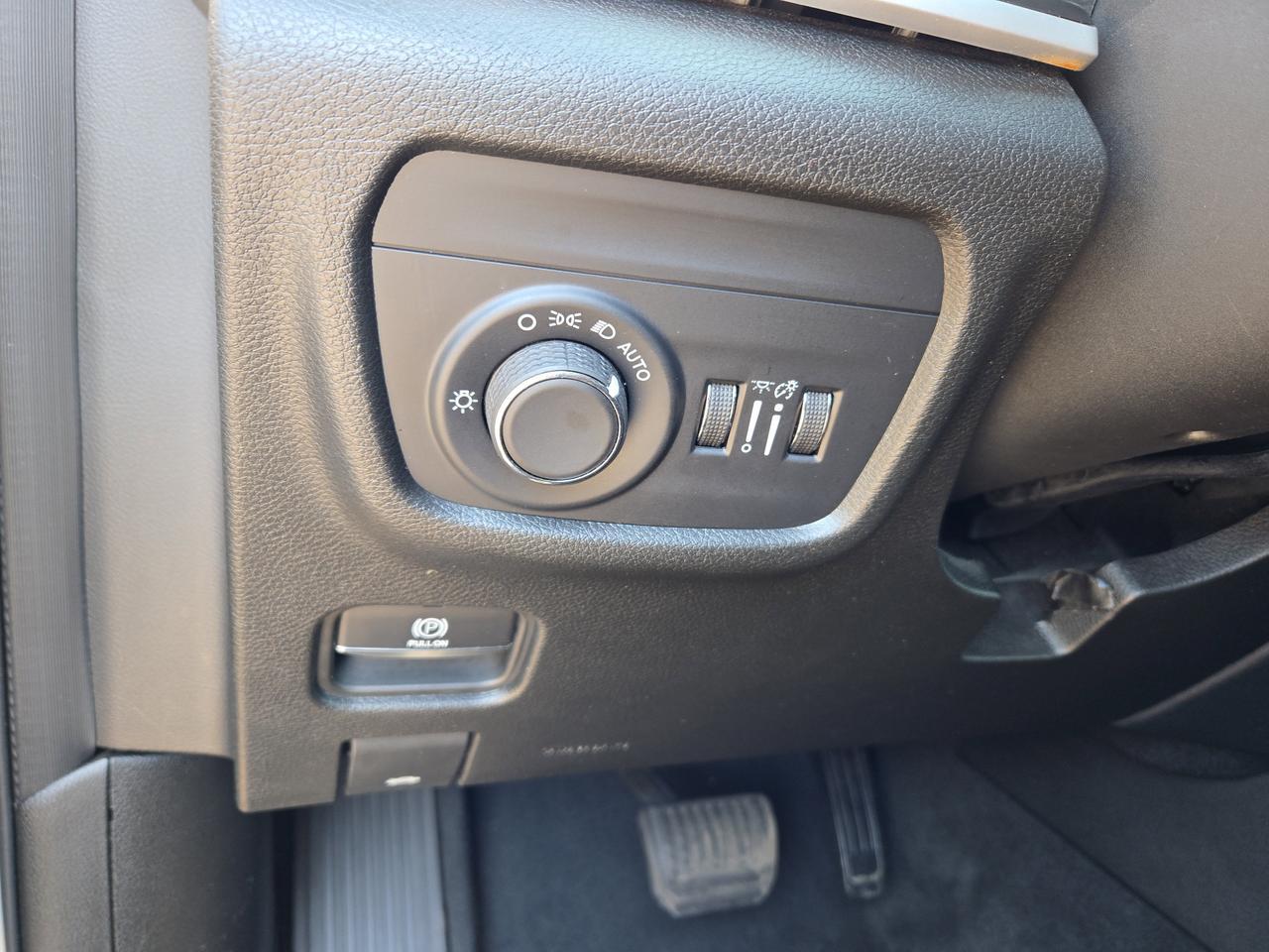 2023 Jeep Grand Cherokee L Laredo Hamburg PA