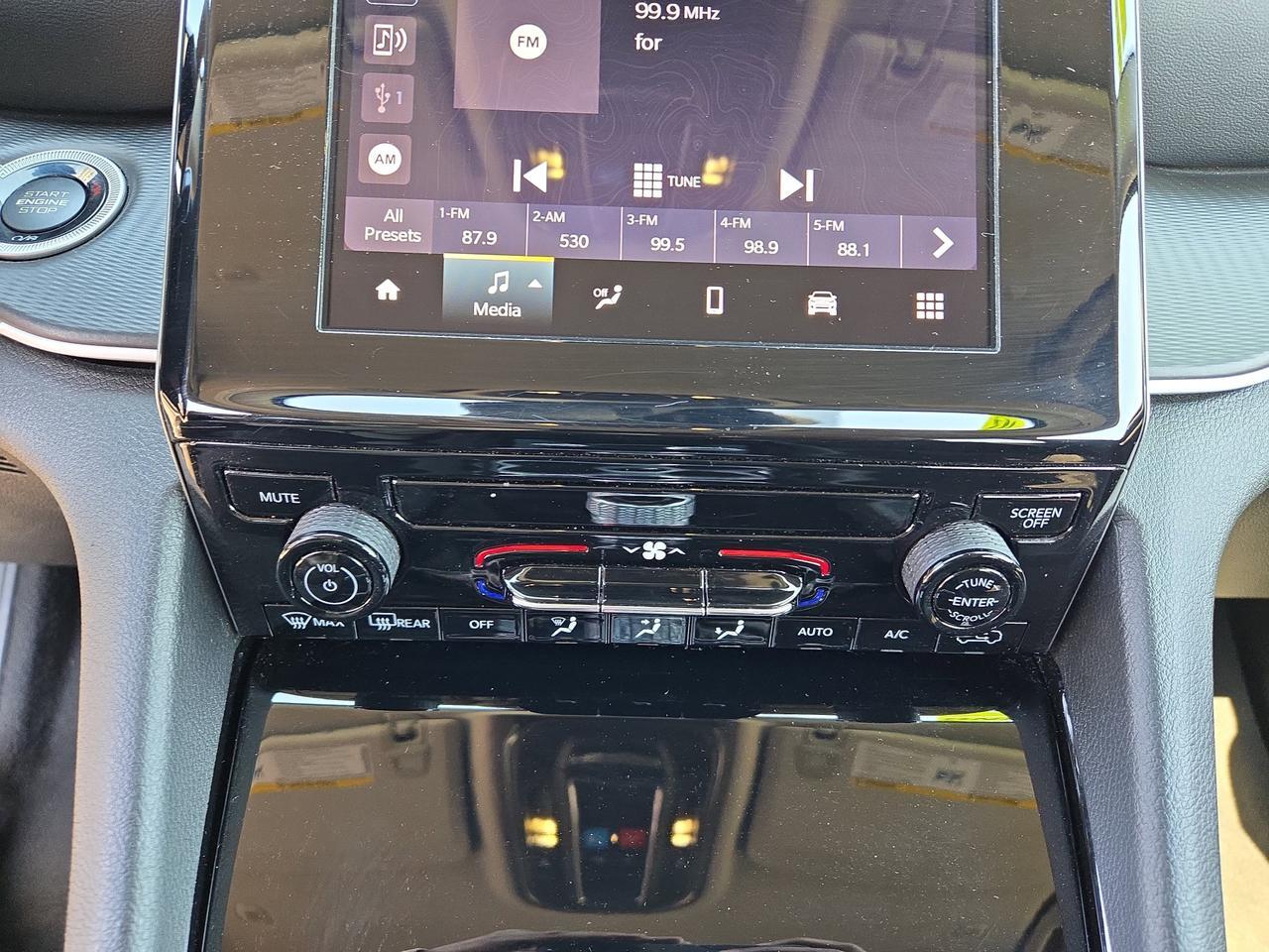2023 Jeep Grand Cherokee L Laredo Hamburg PA