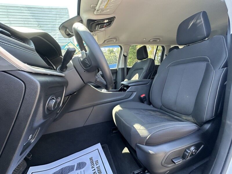 2023 Jeep Grand Cherokee L Laredo Jacksonville FL