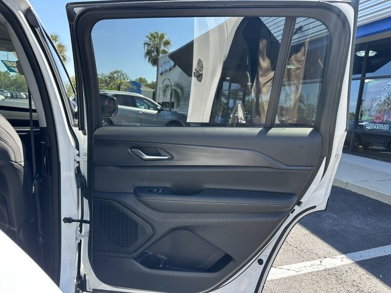 2023 Jeep Grand Cherokee L Laredo Jacksonville FL