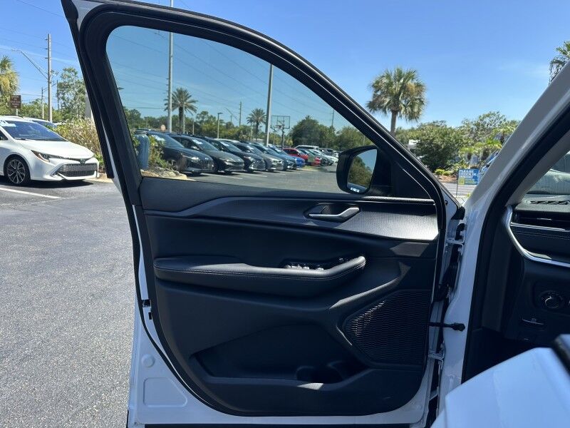 2023 Jeep Grand Cherokee L Laredo Jacksonville FL