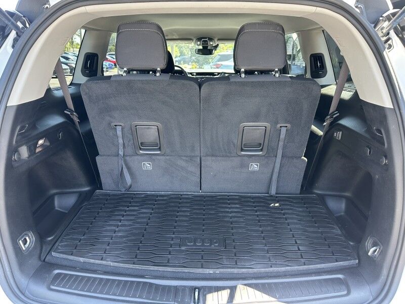 2023 Jeep Grand Cherokee L Laredo Jacksonville FL