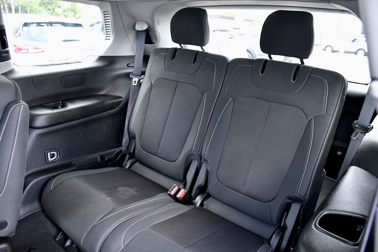 2023 Jeep Grand Cherokee L Laredo Doral FL