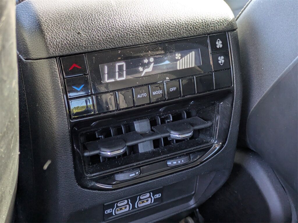 2023 Jeep Grand Cherokee L Laredo Jacksonville FL