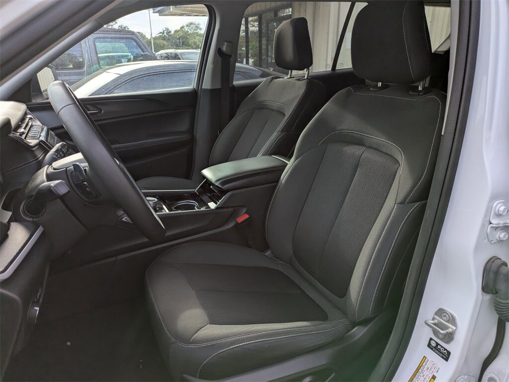 2023 Jeep Grand Cherokee L Laredo Saint Augustine FL