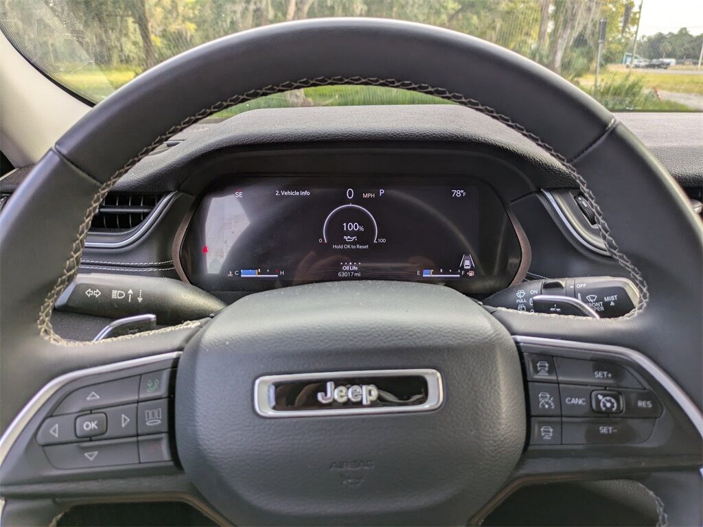 2023 Jeep Grand Cherokee L Laredo Saint Augustine FL