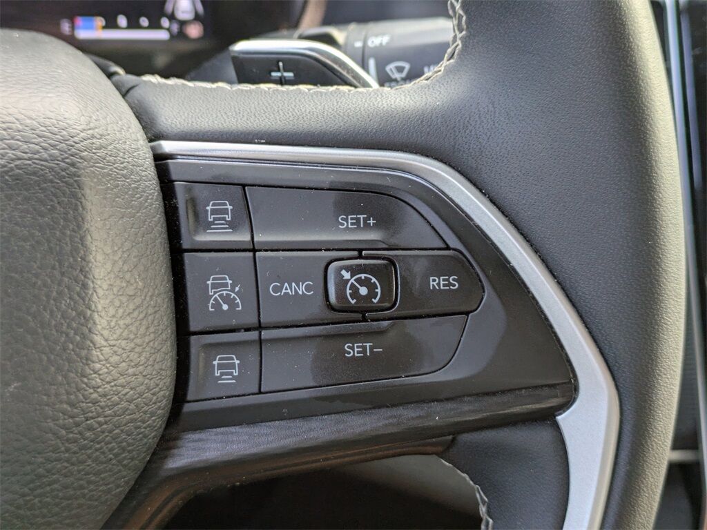 2023 Jeep Grand Cherokee L Laredo Saint Augustine FL