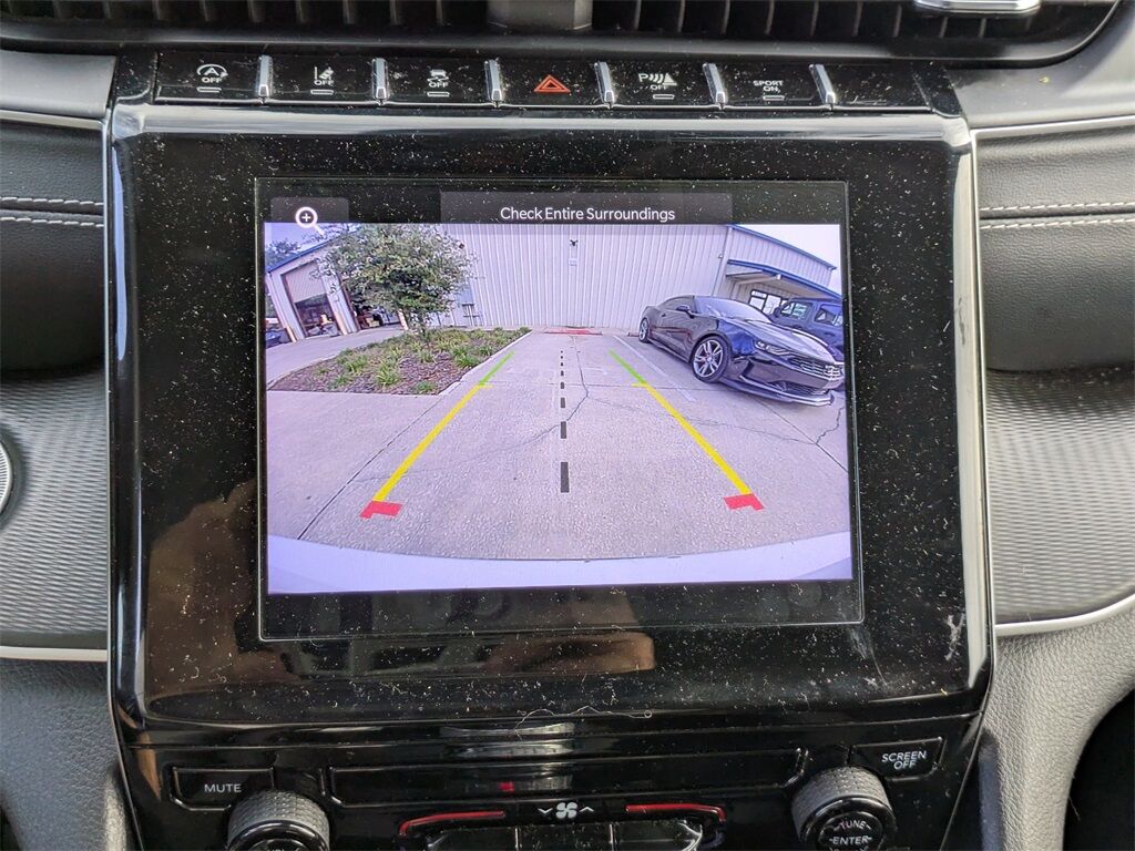 2023 Jeep Grand Cherokee L Laredo Saint Augustine FL