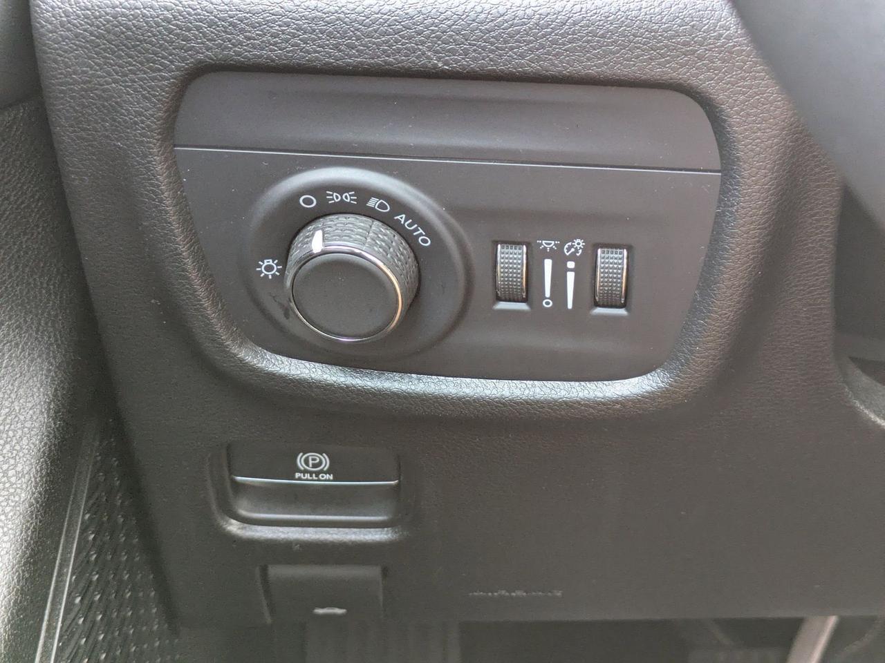 2023 Jeep Grand Cherokee L Laredo Jacksonville FL