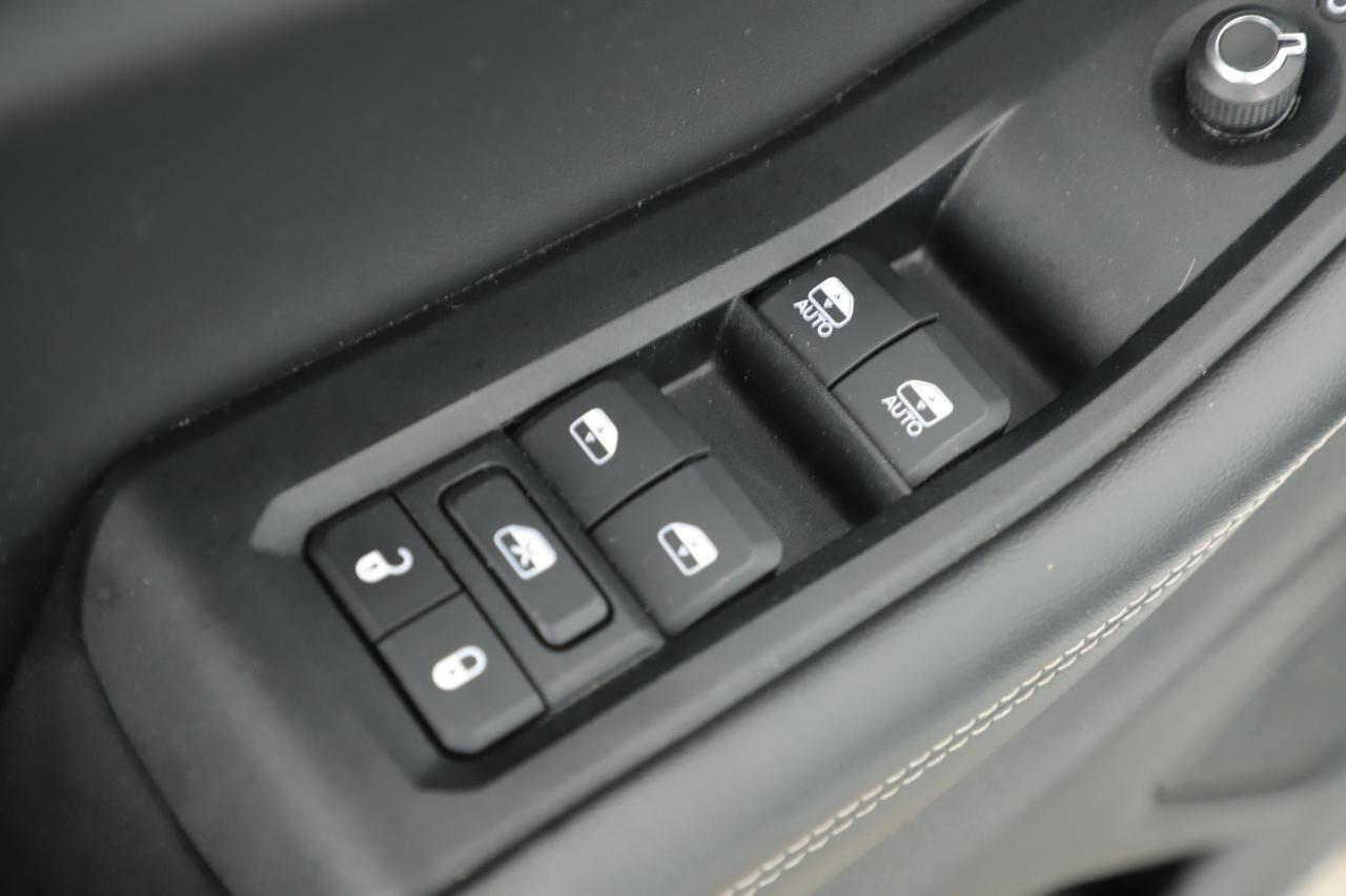 2023 Jeep Grand Cherokee L Laredo New Braunfels TX