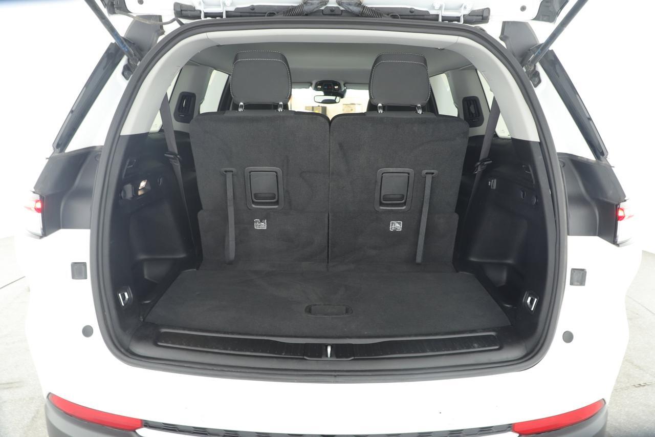 2023 Jeep Grand Cherokee L Laredo New Braunfels TX