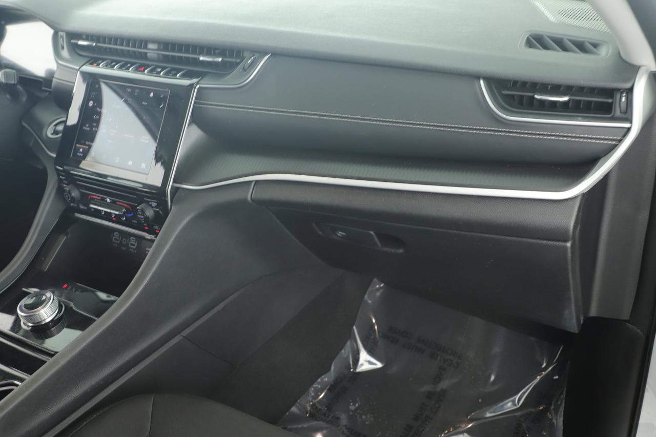 2023 Jeep Grand Cherokee L Laredo New Braunfels TX