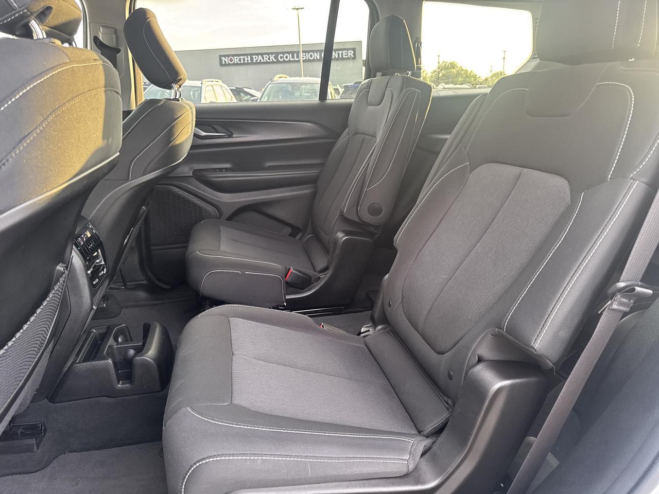 2023 Jeep Grand Cherokee L Laredo San Antonio TX