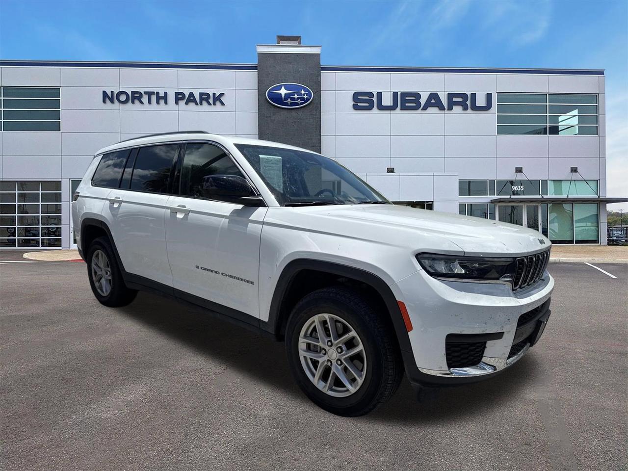 2023 Jeep Grand Cherokee L Laredo