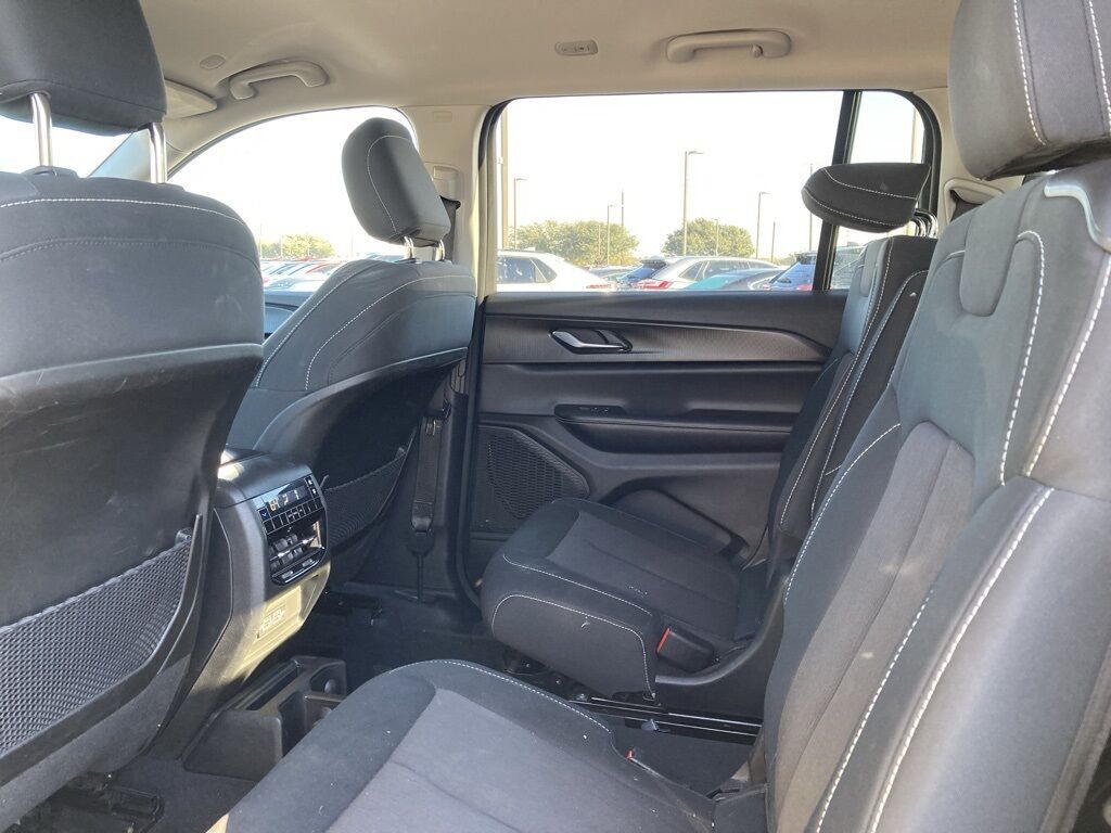 2023 Jeep Grand Cherokee L Laredo San Antonio TX