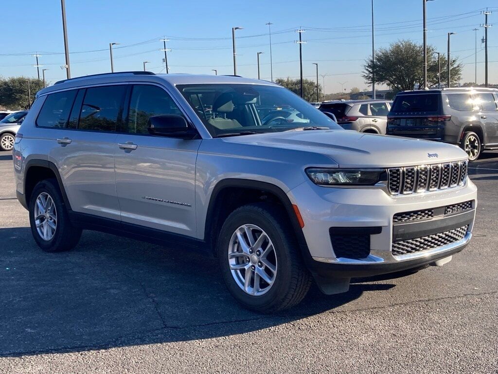 2023 Jeep Grand Cherokee L Laredo