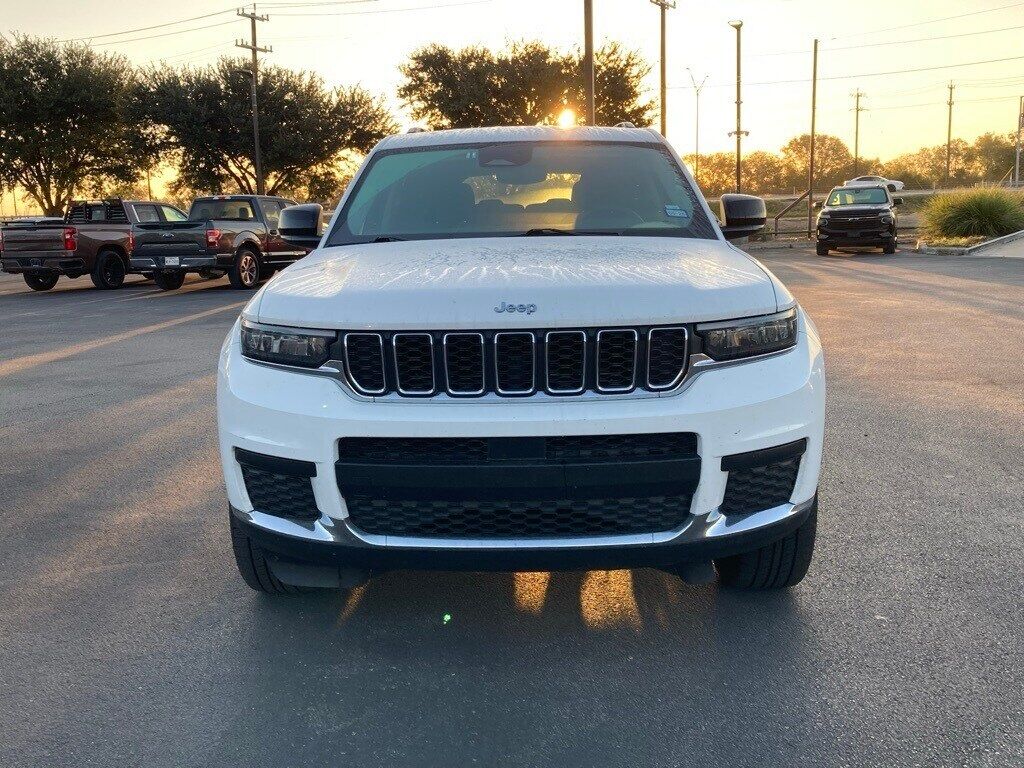2023 Jeep Grand Cherokee L Laredo