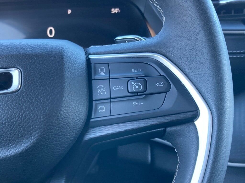 2023 Jeep Grand Cherokee L Laredo San Antonio TX