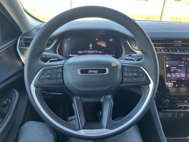 2023 Jeep Grand Cherokee L Laredo Carbondale IL