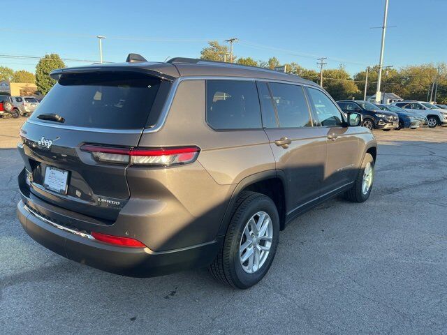 2023 Jeep Grand Cherokee L Laredo Carbondale IL