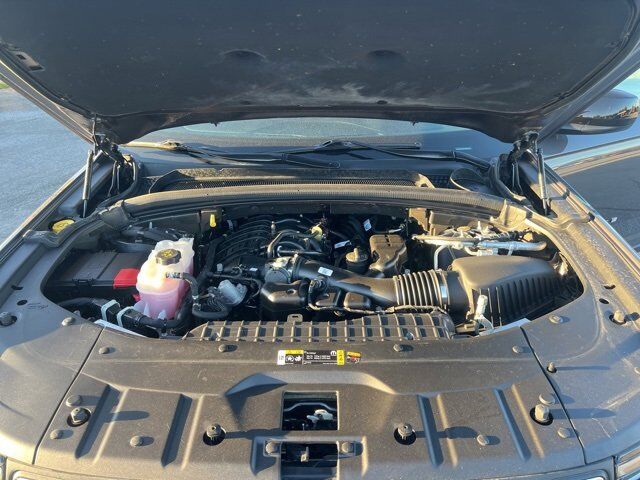 2023 Jeep Grand Cherokee L Laredo Carbondale IL