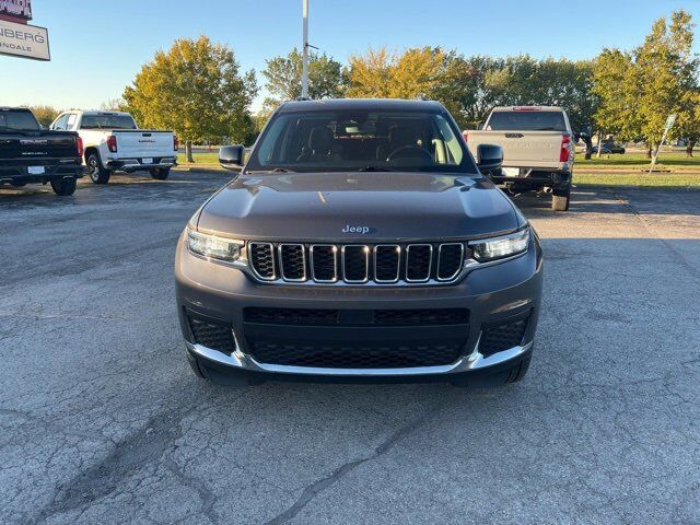 2023 Jeep Grand Cherokee L Laredo Carbondale IL