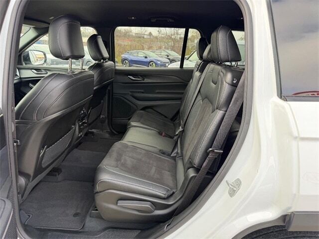 2023 Jeep Grand Cherokee L Laredo Cape Girardeau MO