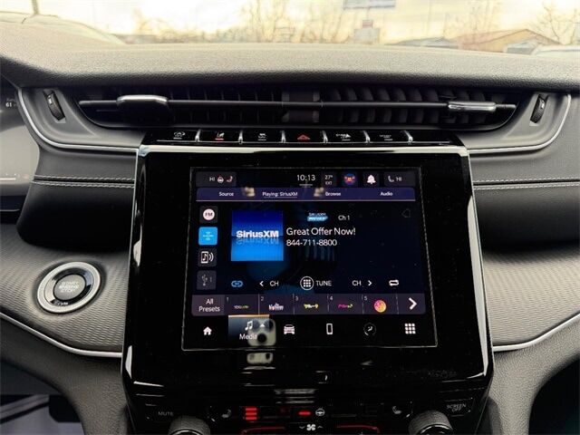 2023 Jeep Grand Cherokee L Laredo Cape Girardeau MO