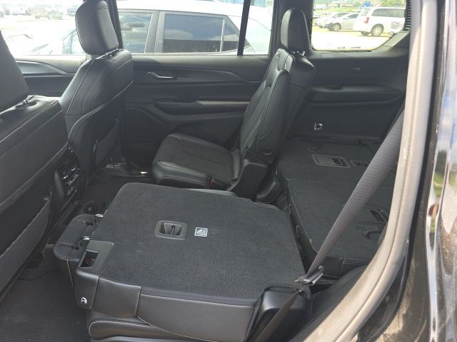2023 Jeep Grand Cherokee L Laredo Cape Girardeau MO